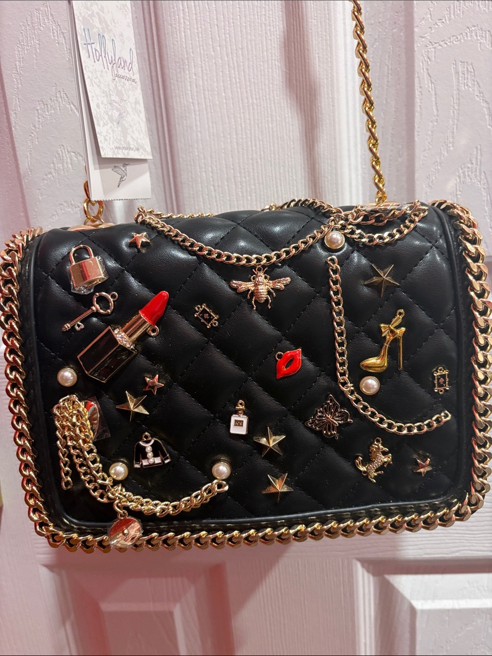 BNWT HOLLYLAND Quilted Black Chain Crossbody Bag with Fashion Gold Charms